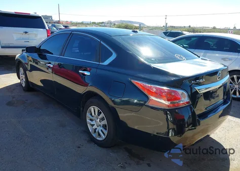 2015 Nissan Altima 2.5 S from USA, damaged, VIN 1N4AL3AP8FN370462